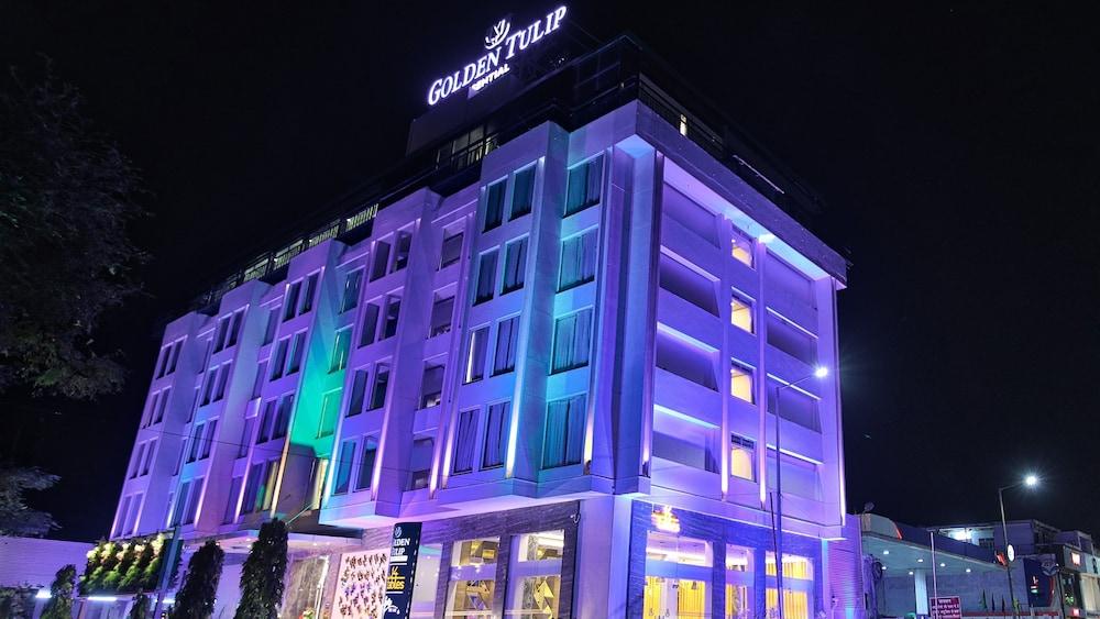 Golden Tulip Essential Jaipur Hotel Екстериор снимка