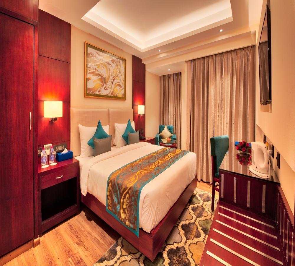 Golden Tulip Essential Jaipur Hotel Екстериор снимка