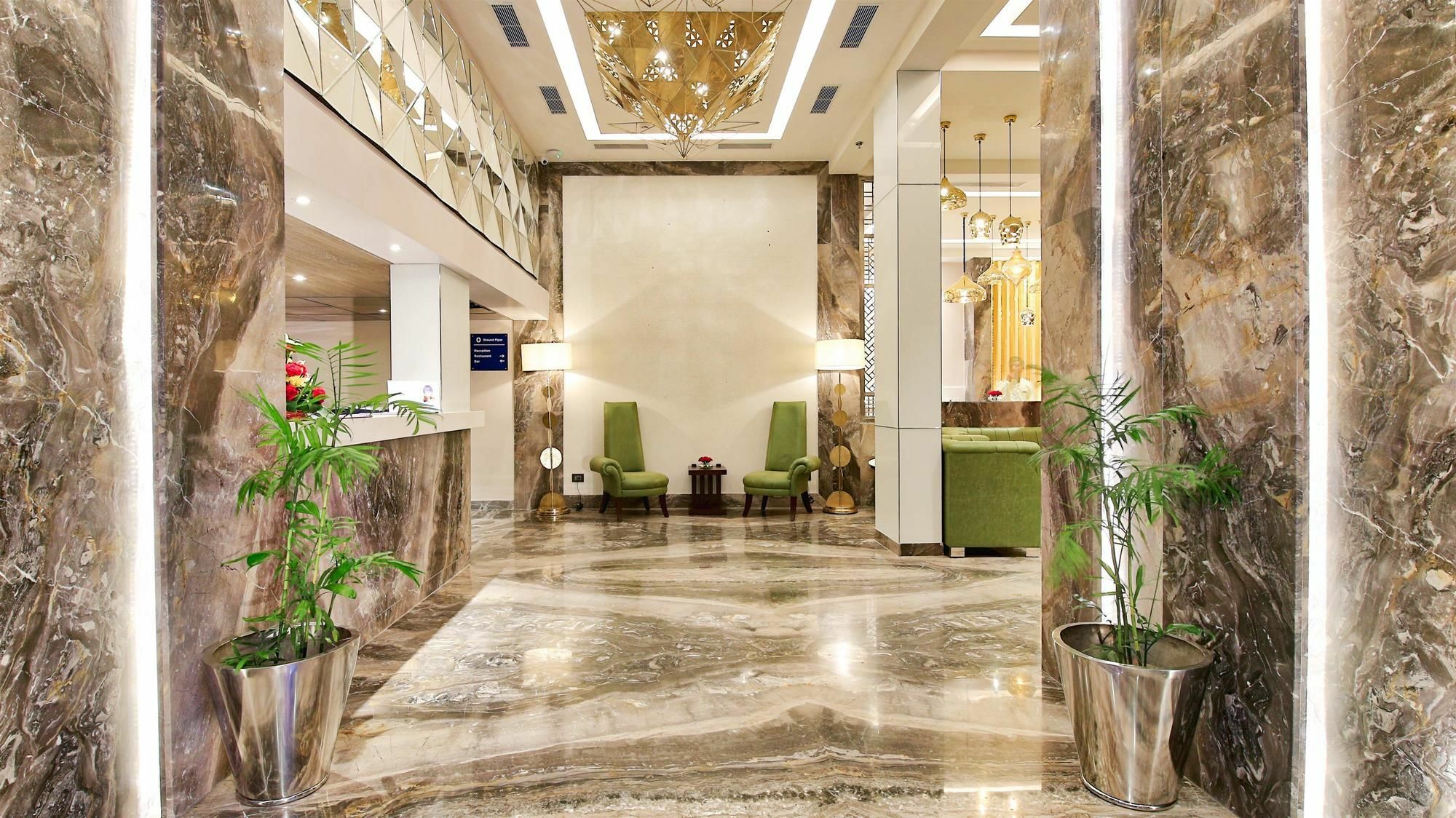 Golden Tulip Essential Jaipur Hotel Екстериор снимка
